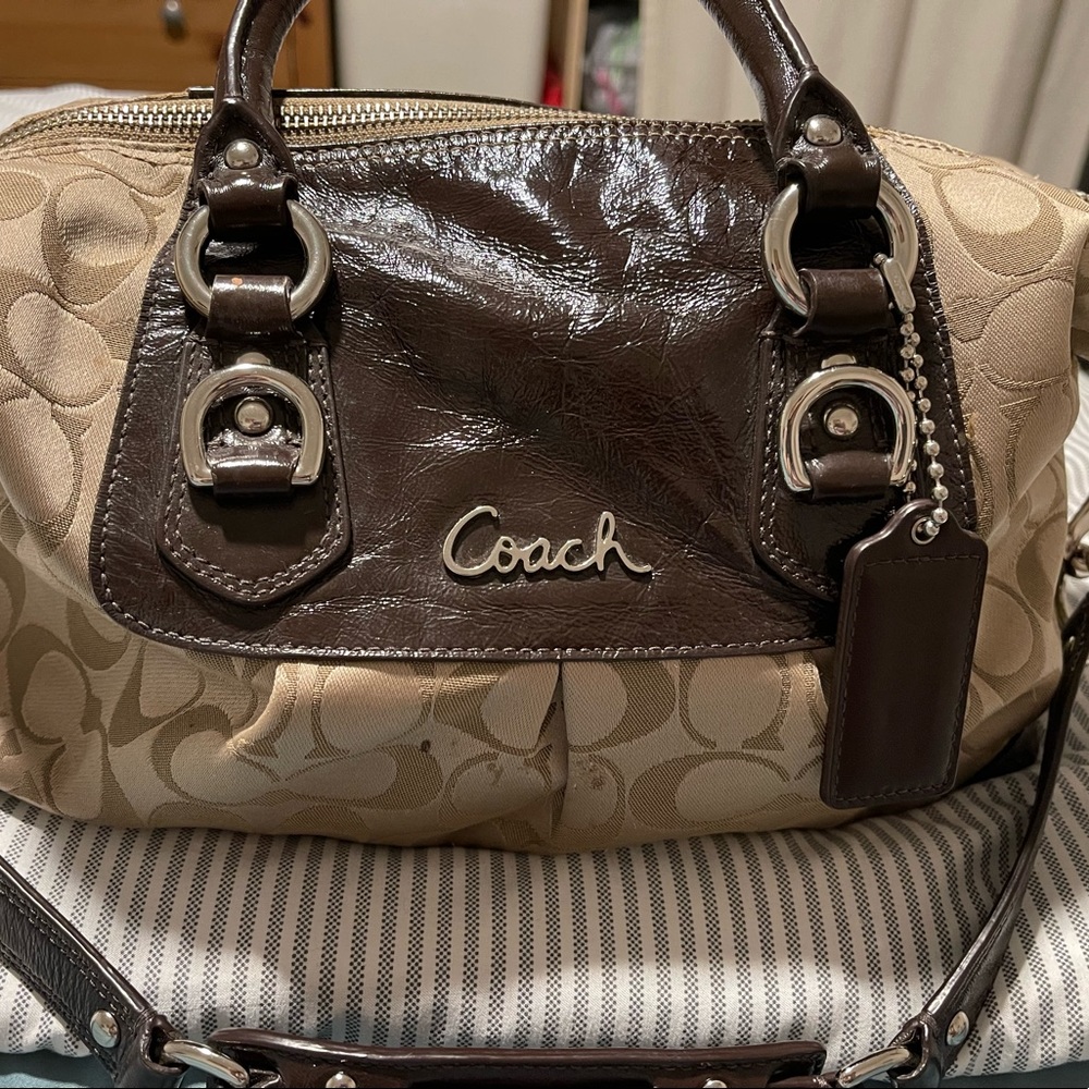 Cute tan and brown Coach bag!